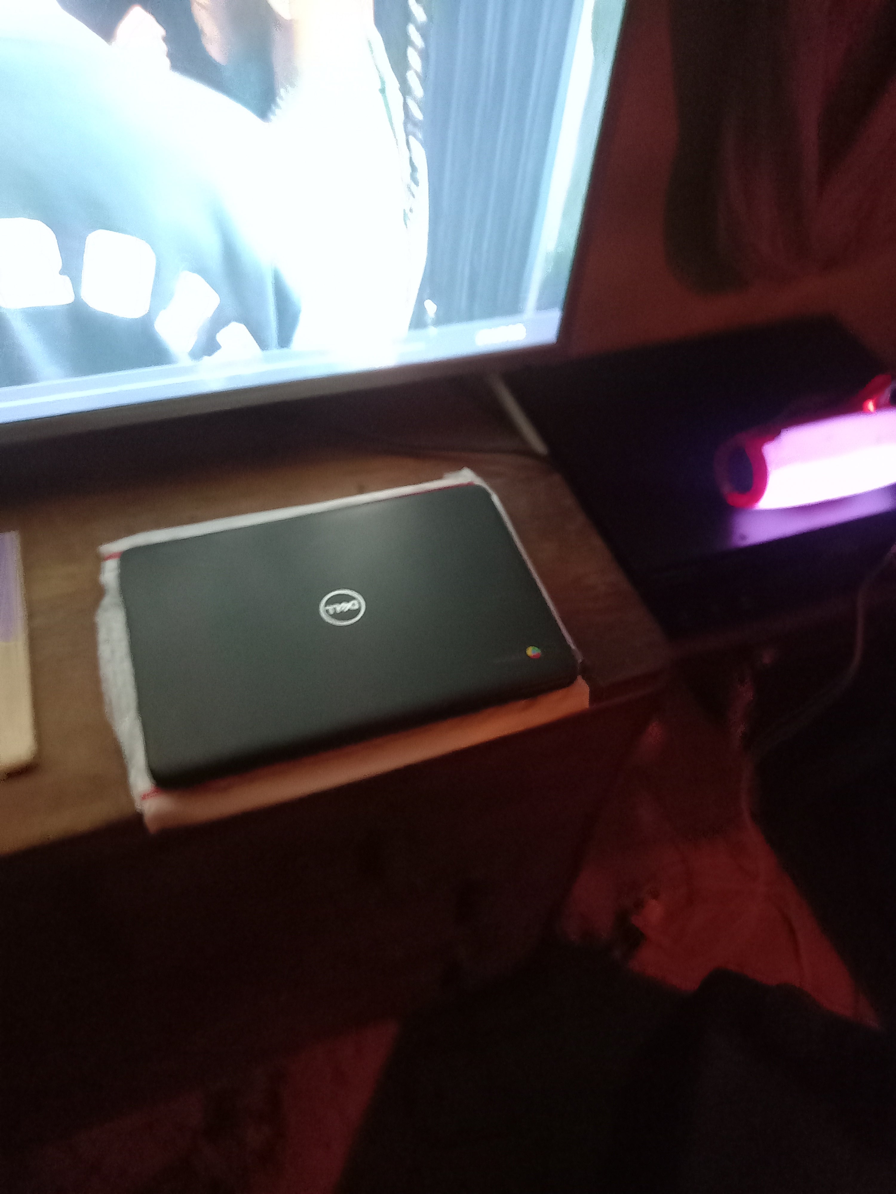 Dell laptop chromebook N4000